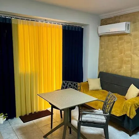 Daffodil Cosy Retreat Марсаскала